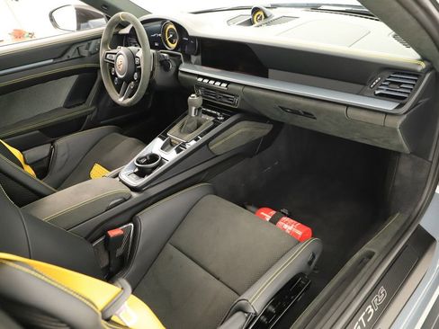 Used 2025 Porsche 911 GT3 RS RWD image 42