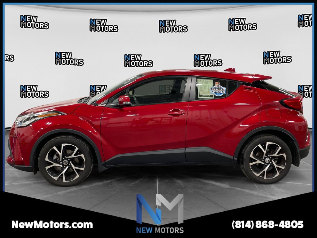Used 2021 Toyota C-HR XLE FWD image 2