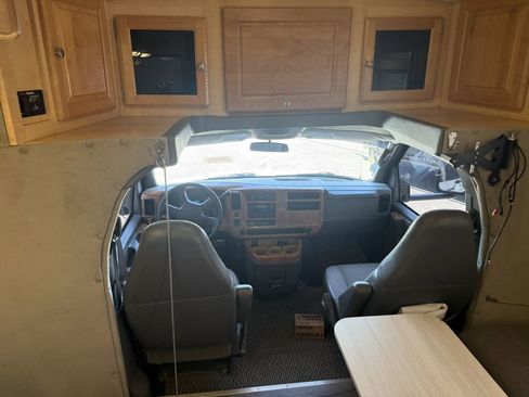 Used 2004 Chevrolet Express 3500 w/ RV Package. Upfitter Option RWD image 48