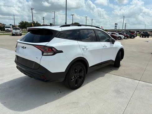 Used 2025 Kia Sportage X-Line w/ Premium Package AWD/4WD image 3