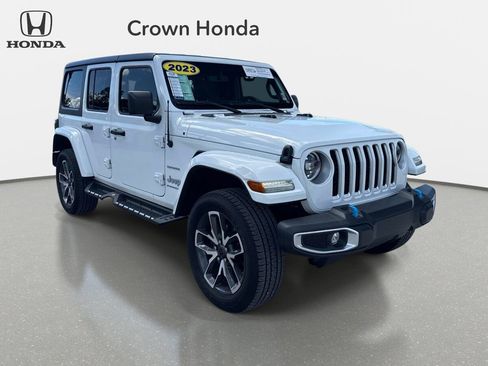 Used 2023 Jeep Wrangler Unlimited Sahara AWD/4WD image 6