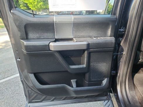 Used 2018 Ford F150 XLT w/ Equipment Group 302A Luxury AWD/4WD image 31