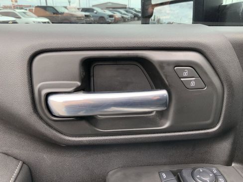 Used 2025 GMC Sierra 2500 SLE w/ SLE Convenience Package image 21