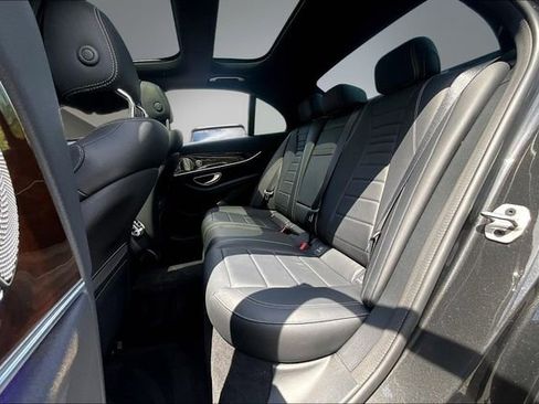 Used 2023 Mercedes-Benz E 350 4MATIC Sedan image 22