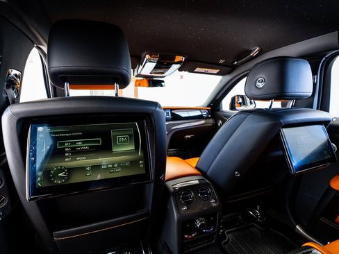 Used 2022 Rolls-Royce Ghost Black Badge image 60