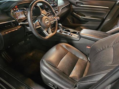 Used 2023 Nissan Altima 2.5 SL FWD image 10