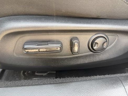 Used 2025 Honda Accord SE image 25