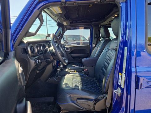 Used 2019 Jeep Wrangler Unlimited Sport S AWD/4WD image 9