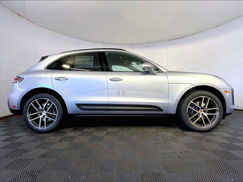 New 2026 Porsche Macan image 8