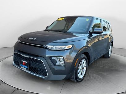Used 2022 Kia Soul LX w/ Technology Package