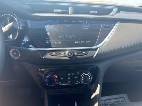 Used 2023 Buick Encore GX Preferred AWD/4WD image 19