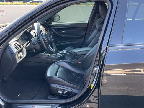 Used 2018 BMW M3 RWD image 14
