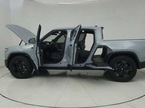 Used 2024 Rivian R1T Adventure image 71