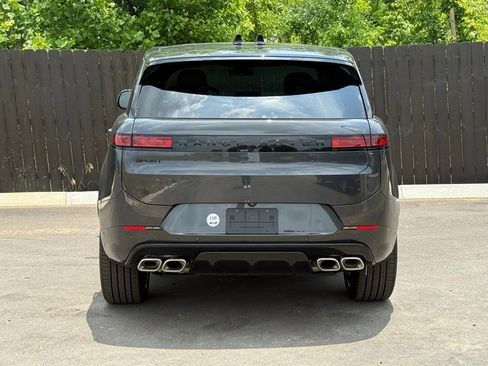New 2025 Land Rover Range Rover Sport Dynamic SE image 4