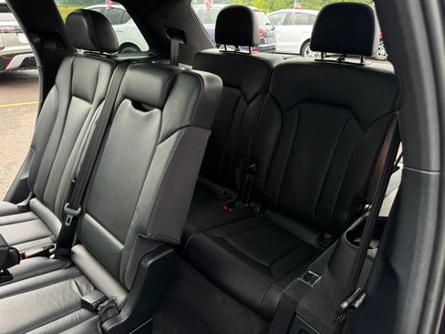 Used 2017 Audi Q7 3.0T Prestige AWD/4WD image 21