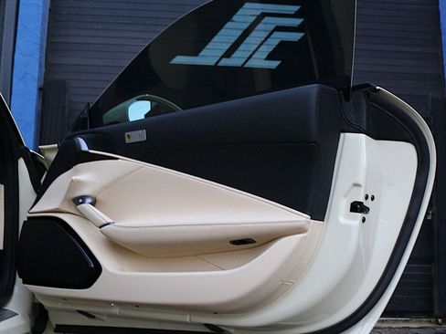 Used 2022 Ferrari Roma image 20