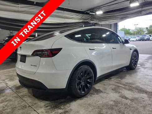 Used 2020 Tesla Model Y Long Range image 5