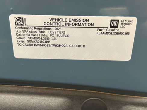 Used 2025 Buick Encore GX Sport Touring w/ Advanced Technology Package image 15