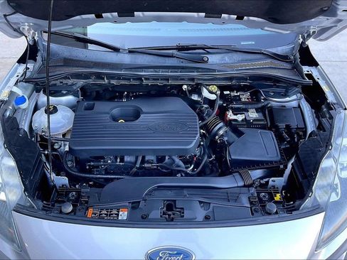 Used 2020 Ford Escape Titanium AWD/4WD image 10
