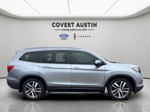 Used 2016 Honda Pilot Touring image 6