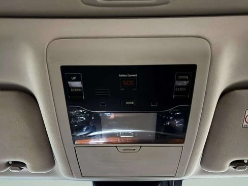 Used 2019 Lexus LX 570 4WD w/ Luxury Package image 27