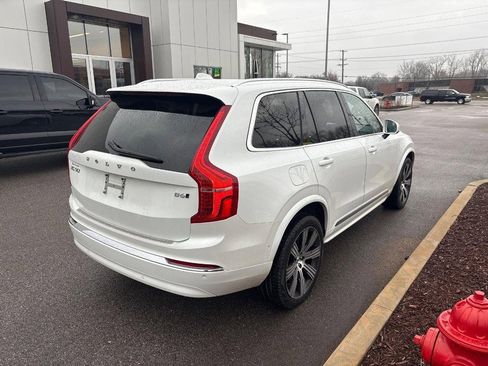 Used 2024 Volvo XC90 B6 Ultimate w/ Lounge Package image 3