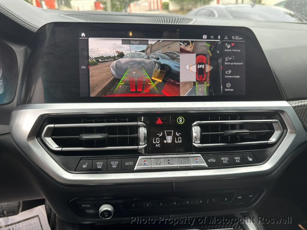 Used 2021 BMW M4 Competition w/ Executive Package RWD image 17