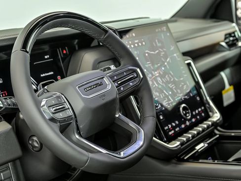 New 2026 GMC Yukon Denali w/ Denali Reserve Package AWD/4WD image 13