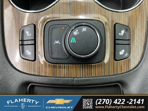Used 2023 GMC Acadia SLE w/ Driver Convenience Package FWD image 33