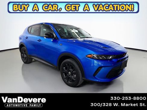 Used 2023 Dodge Hornet GT Plus w/ GT Blacktop Package AWD/4WD image 1