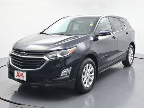 Used 2021 Chevrolet Equinox LT FWD image 2