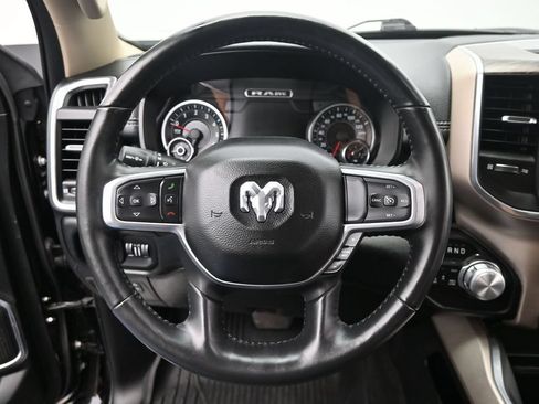 Used 2020 RAM 1500 Laramie AWD/4WD image 18
