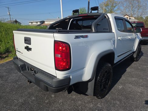 Used 2019 Chevrolet Colorado ZR2 w/ ZR2 Dusk Special Edition AWD/4WD image 3