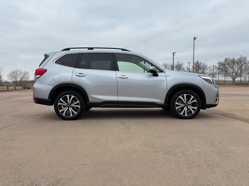 Used 2020 Subaru Forester Limited w/ Popular Package #3 image 24