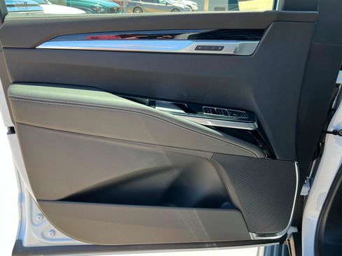 New 2026 Cadillac Escalade ESV Sport w/ Touring Package AWD/4WD image 15
