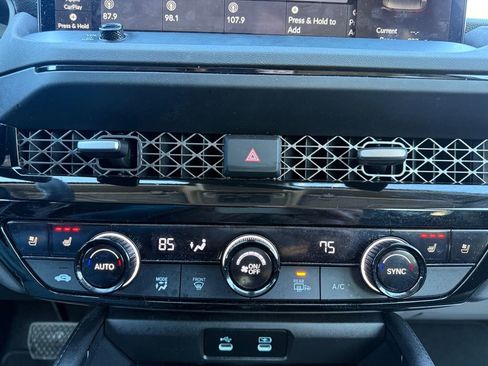 Used 2025 Honda Accord Touring image 29