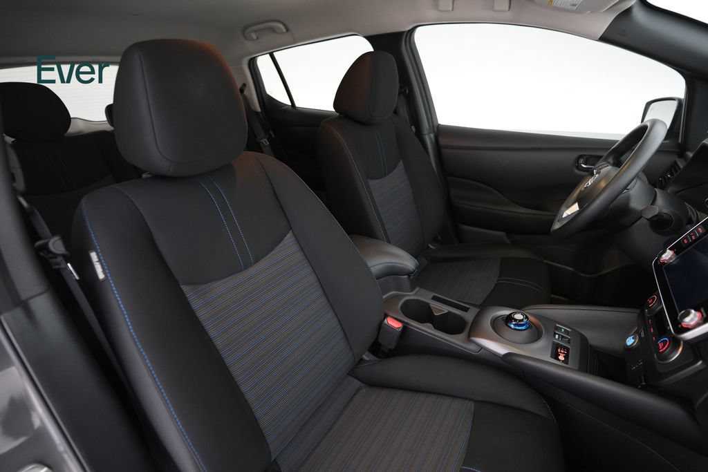 Used 2023 Nissan Leaf S FWD image 23