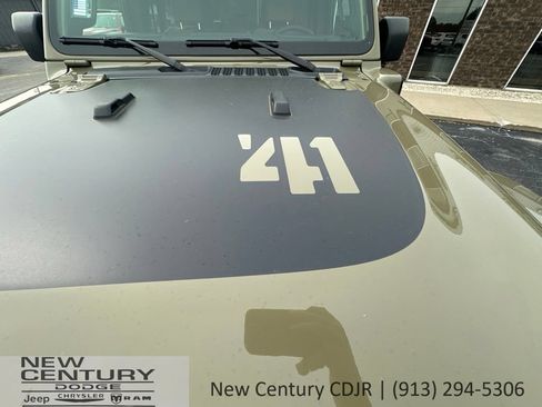Used 2025 Jeep Wrangler Unlimited Sport S 4xe AWD/4WD image 7