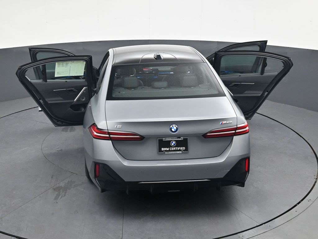 Used 2025 BMW i5 M60 w/ Executive Package AWD/4WD image 38