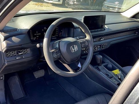 Used 2024 Honda Accord EX image 32