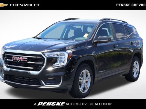 Used 2023 GMC Terrain SLE w/ Driver Convenience Package FWD image 1