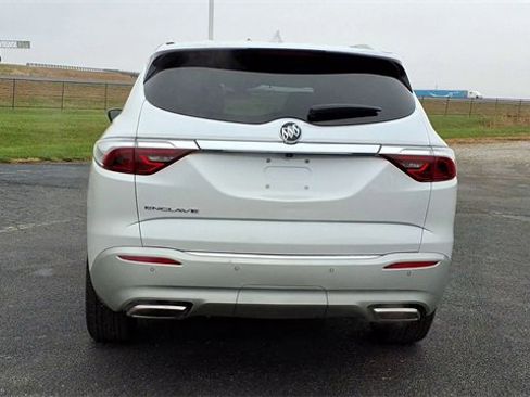 Certified 2023 Buick Enclave Essence w/ Experience Buick Package image 7