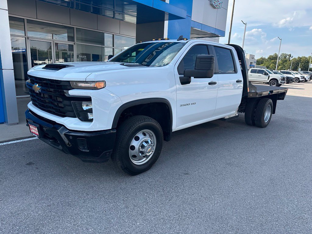 Used 2025 Chevrolet Silverado 3500 W/T AWD/4WD image 1