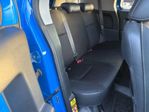 Used 2007 Toyota FJ Cruiser image 19