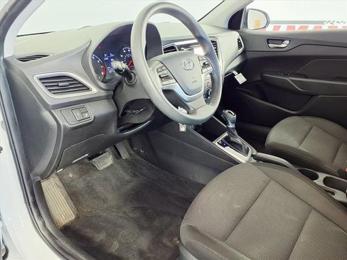 Used 2020 Hyundai Accent SE image 14