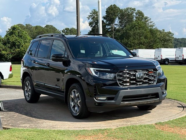 Used 2023 Honda Passport TrailSport image 9