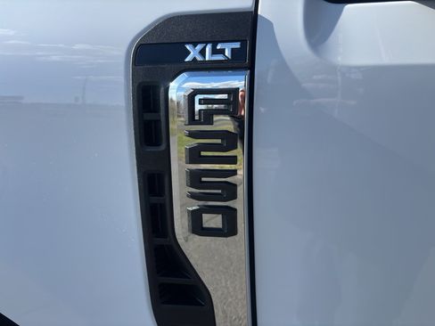 Used 2024 Ford F250 XLT w/ FX4 Off-Road Package AWD/4WD image 8