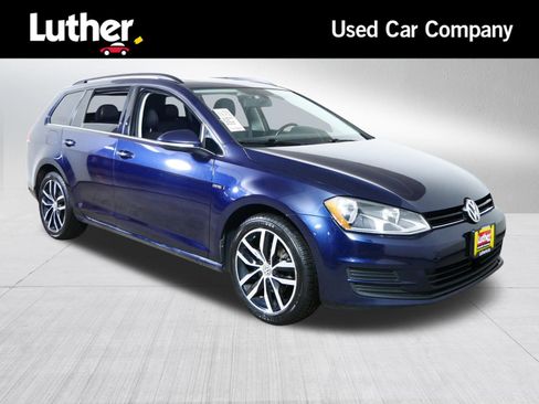 Used 2016 Volkswagen Golf Limited Edition FWD image 1