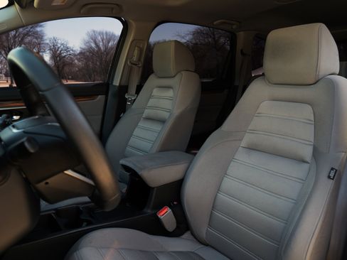 Used 2020 Honda CR-V EX image 17