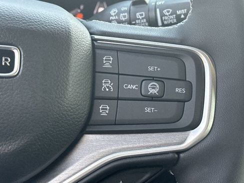 New 2026 Jeep Grand Wagoneer Limited AWD/4WD image 23
